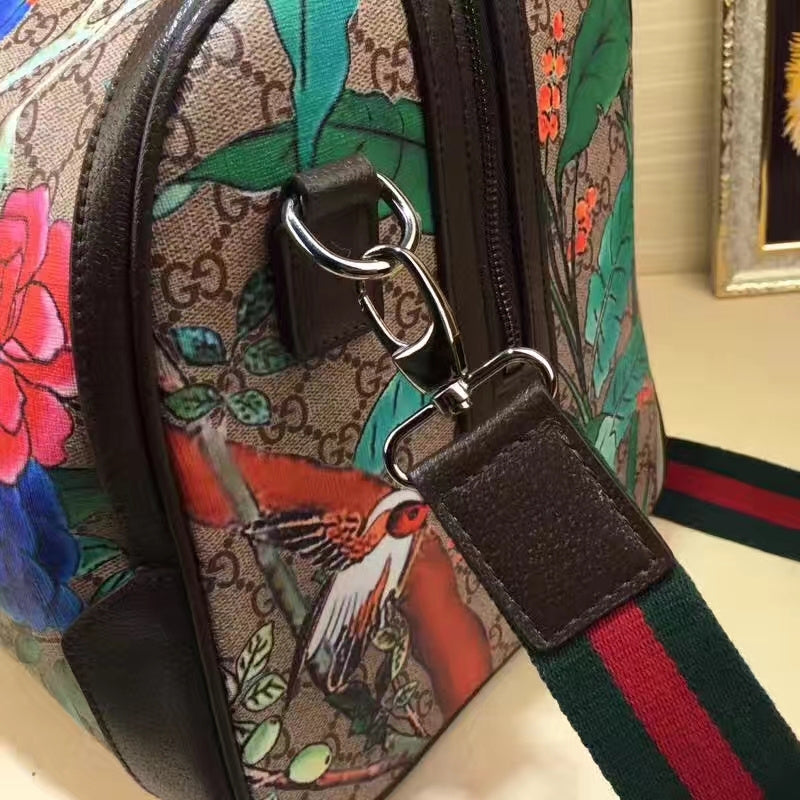 Gucci Bags - The Tote   1021