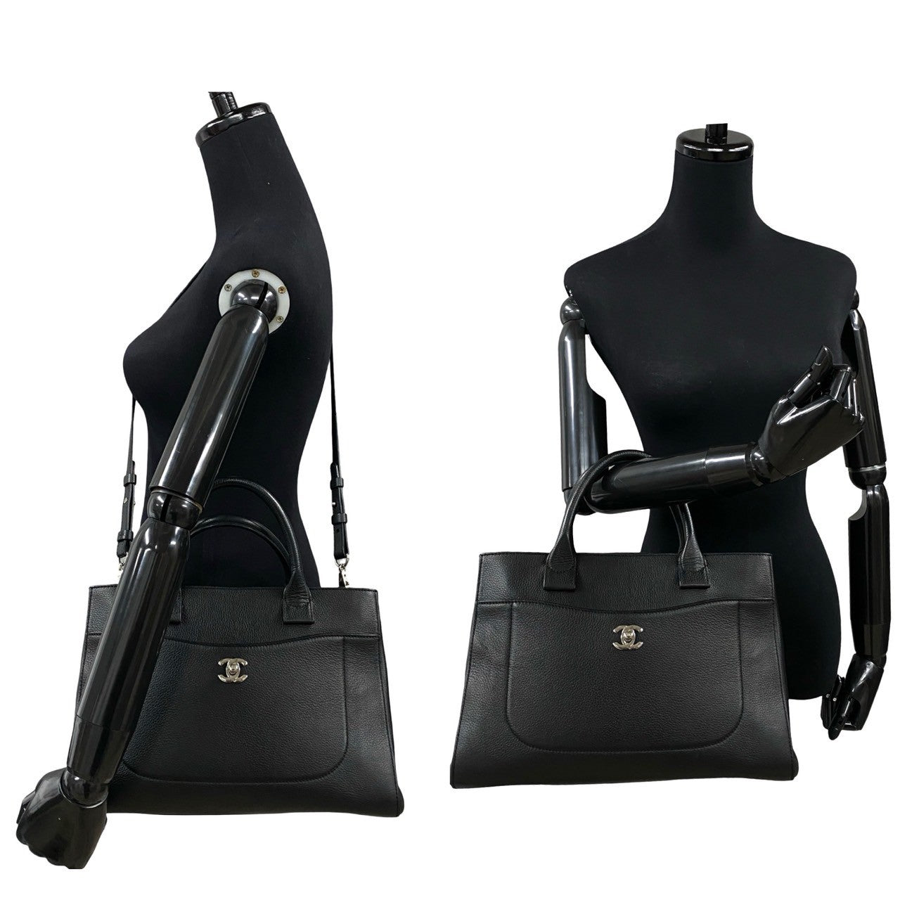 CHANEL Shoulder Bag leather black