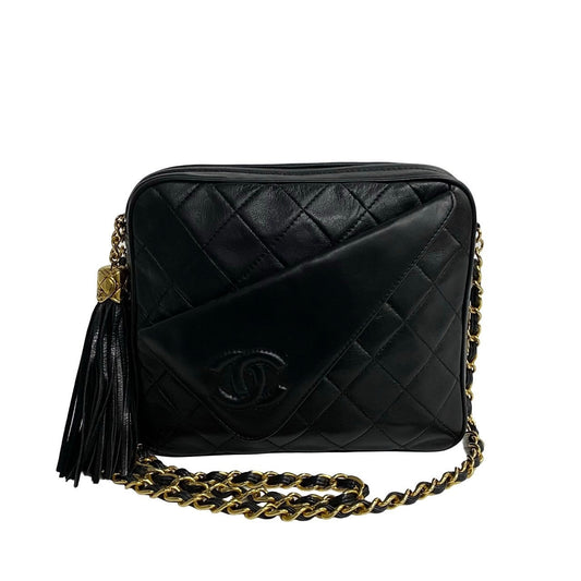 CHANEL Shoulder Bag lambskin black Matrasse