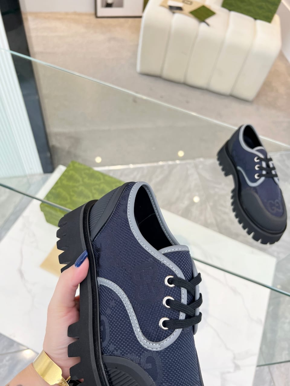 Gucci  Men's loafers Shoes.