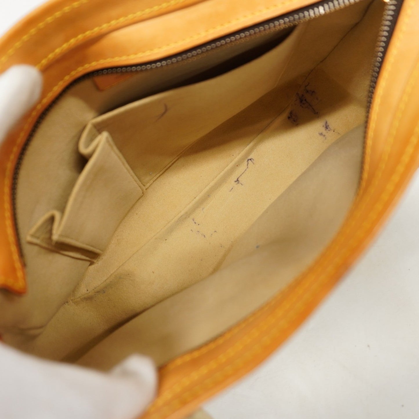 Louis Vuitton  Shoulder Bag