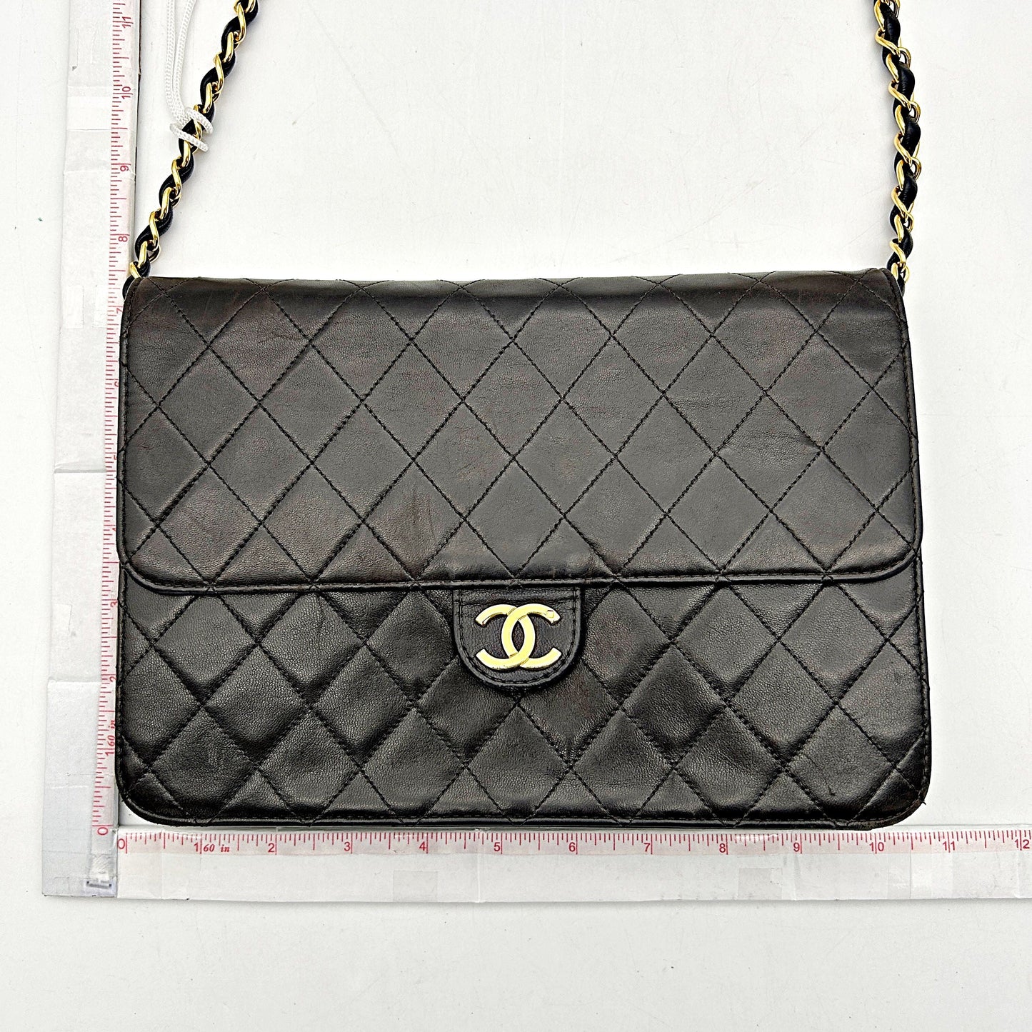 Pre-owned Chanel CC Quilted Flap Bag - Black Shoulder Bags LA23608