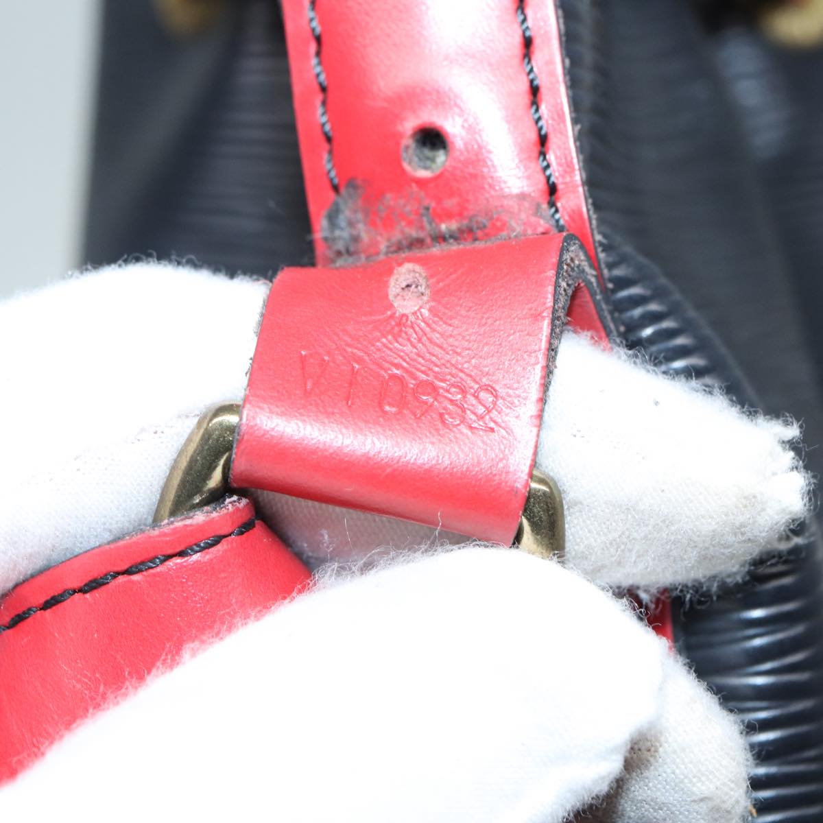 LOUIS VUITTON Epi Noe Shoulder Bag By color Black Red M44017 LV Auth 86550