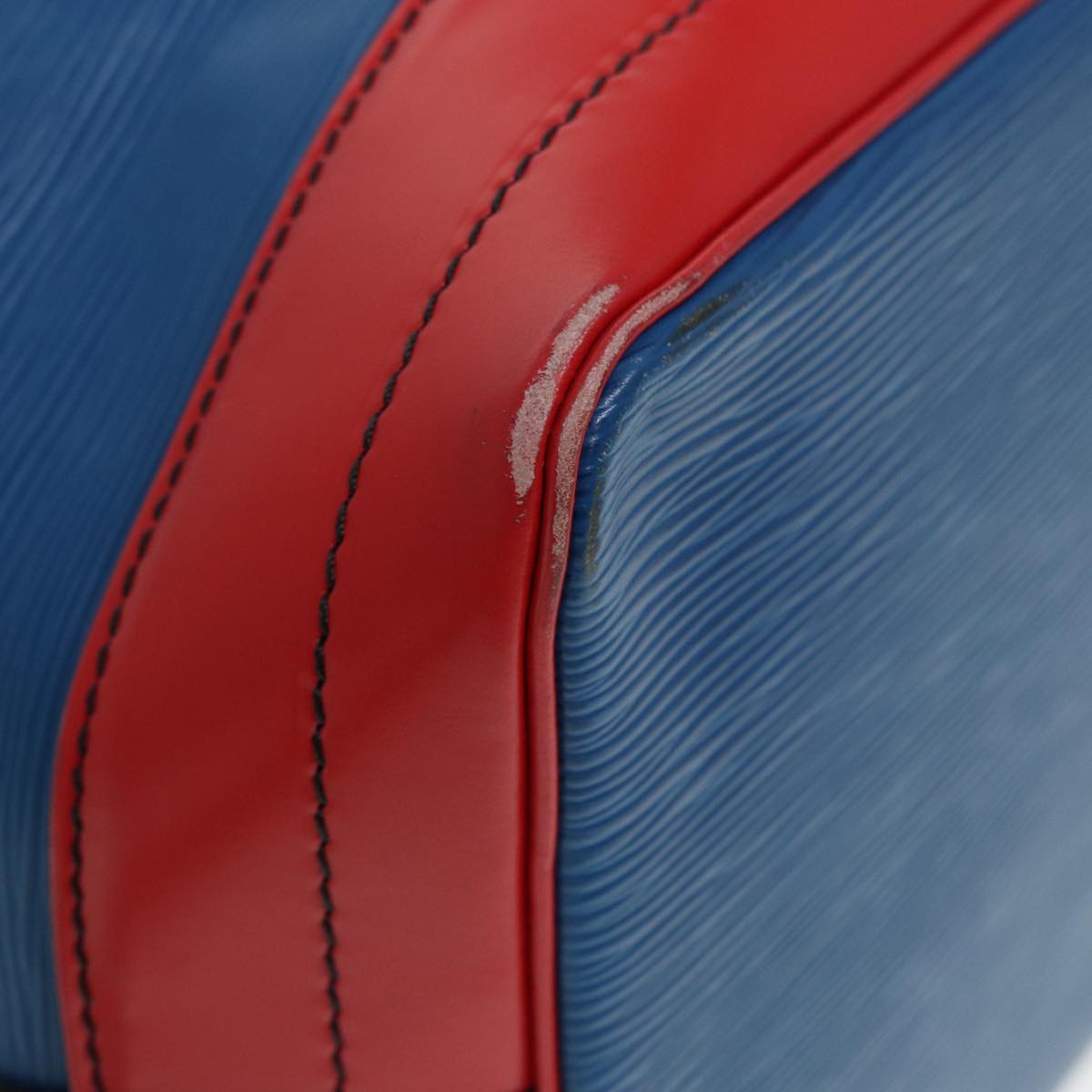 LOUIS VUITTON Epi Toriko Color Noe ShoulderBag Red Blue Green M44084 Auth 87337