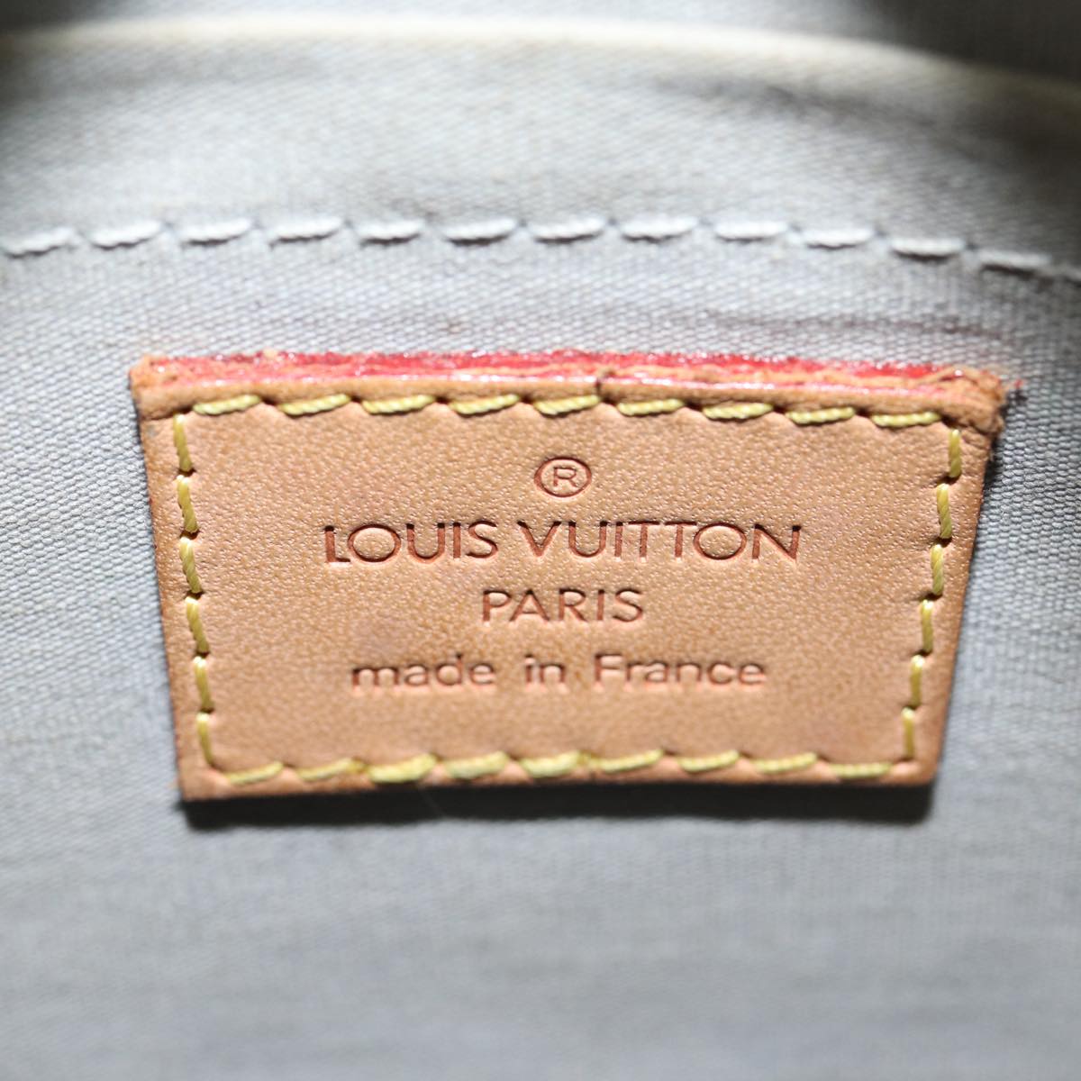 LOUIS VUITTON Monogram Vernis Minna Street Shoulder Bag Perle M91509 Auth 87870