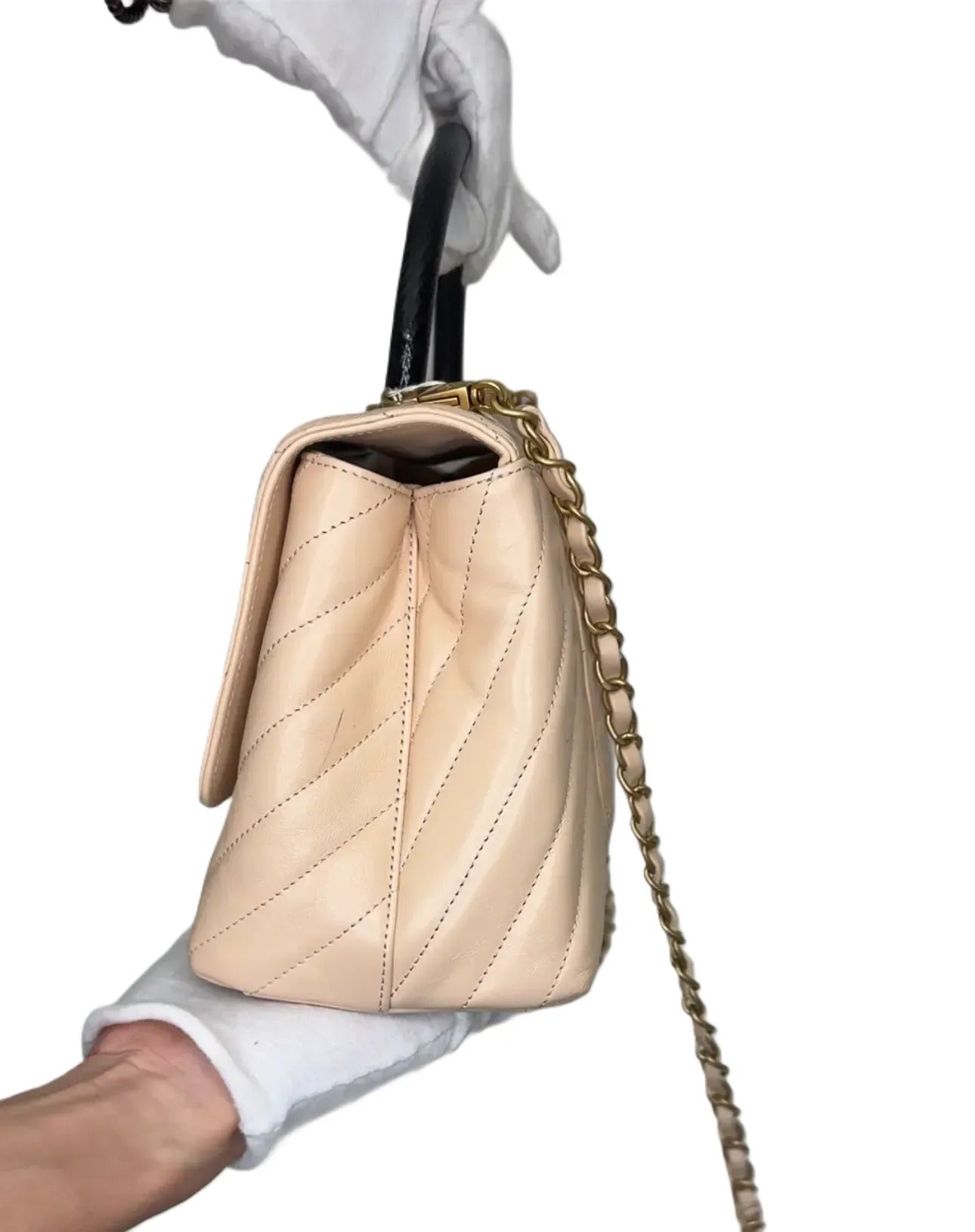 CHANEL Caviar Lizard Chevron Quilted Mini Coco Handle Flap Ivory B19-2