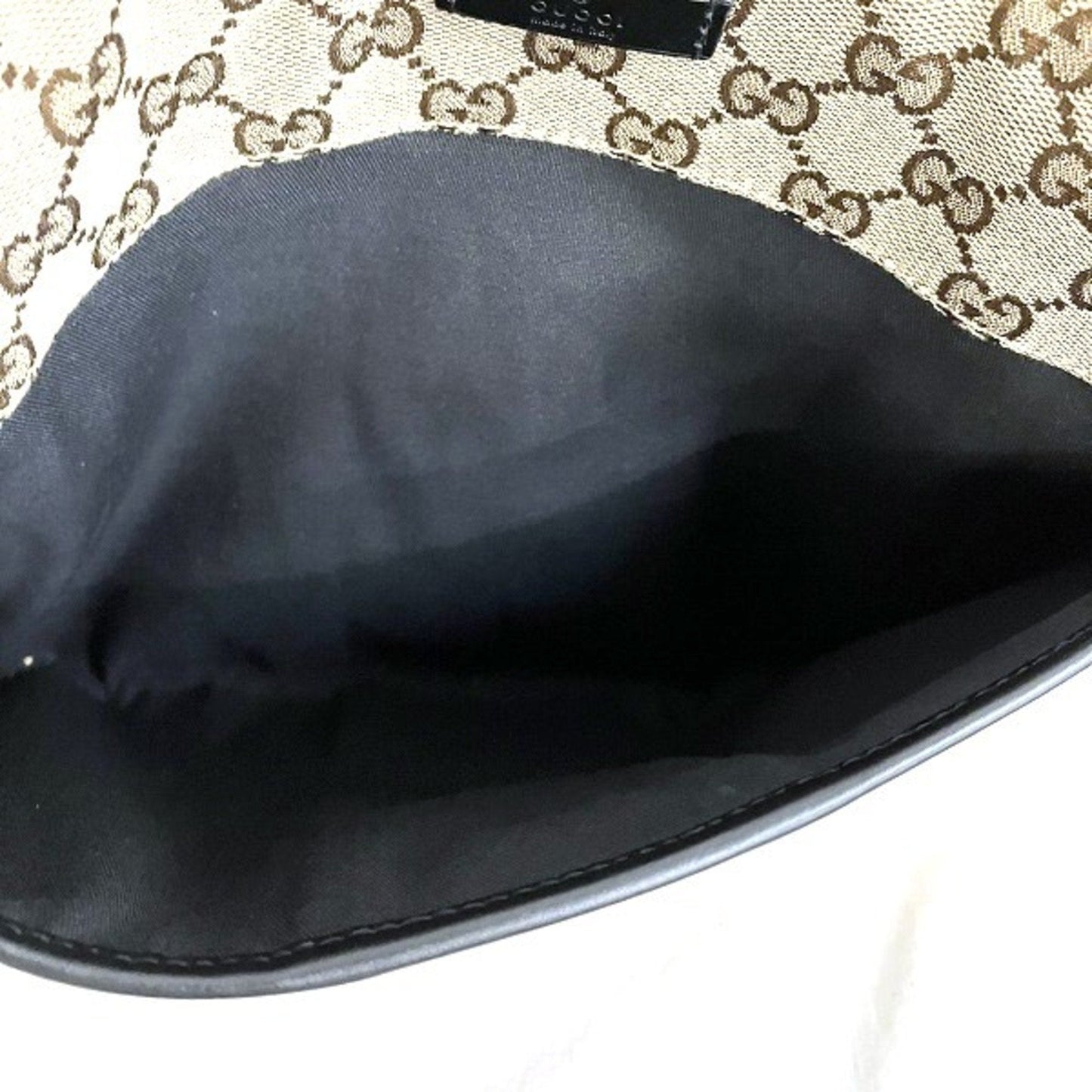 GUCCI GG canvas Shoulder Bag