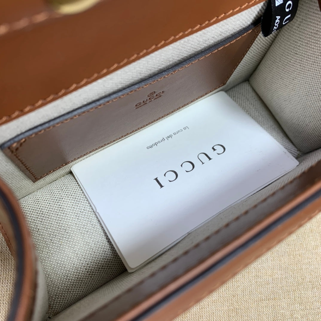 BOLSA GUCCI TRANSVERSAL GG 18