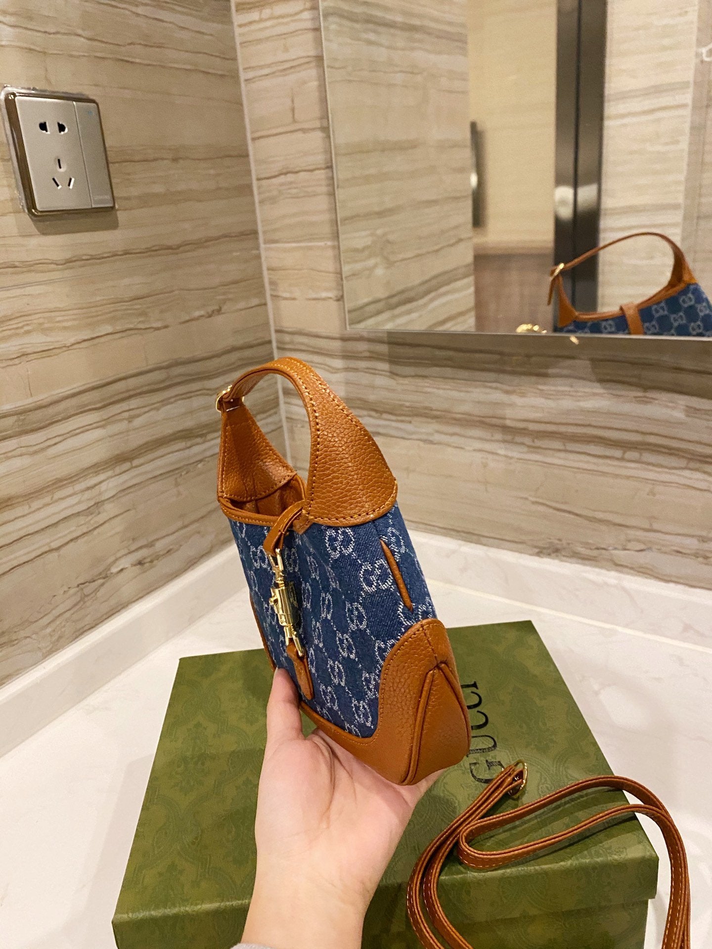 MO - Top Quality Bags Gucci 221
