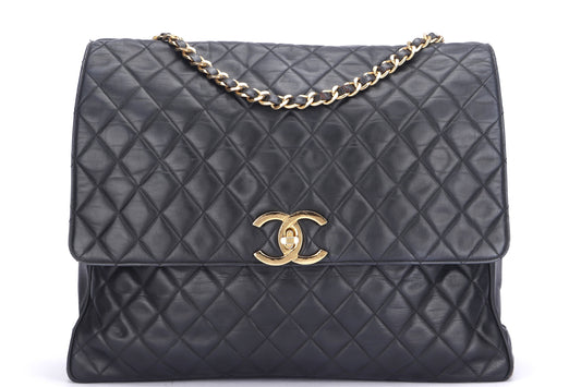 CHANEL VINTAGE BLACK COLOR LAMBSKIN GOLD HARDWARE SHOULDER BAG (152xxxx) WIDTH 40CM, WITH DUST COVER, NO