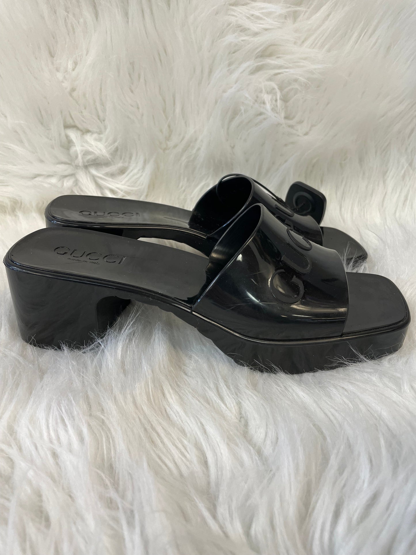 SANDALS LUXURY DESIGNER by GUCCI In BLACK, Size: 7