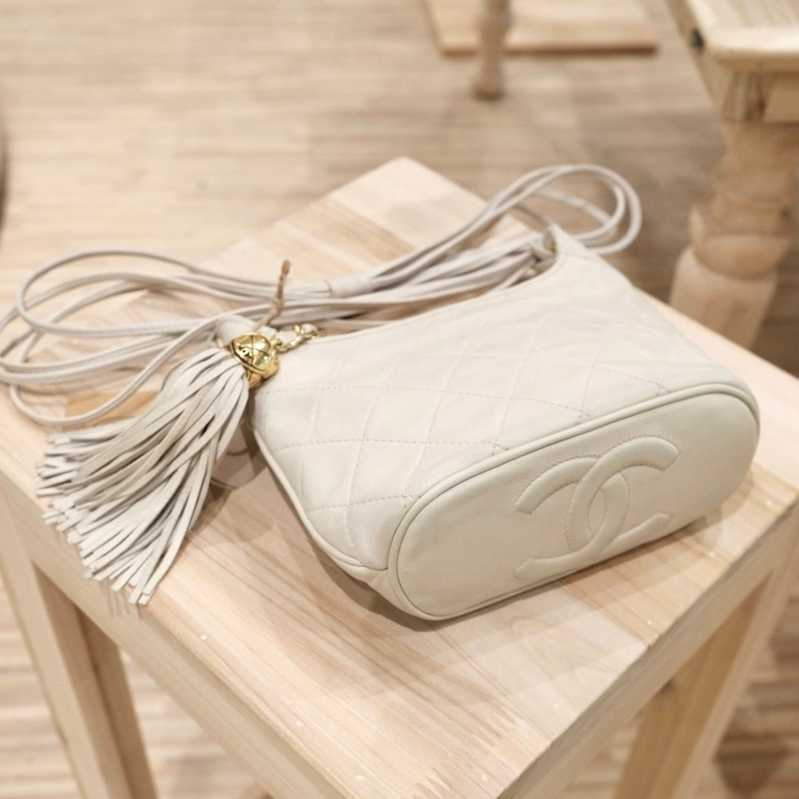 Chanel vintage hobo shoulder bag