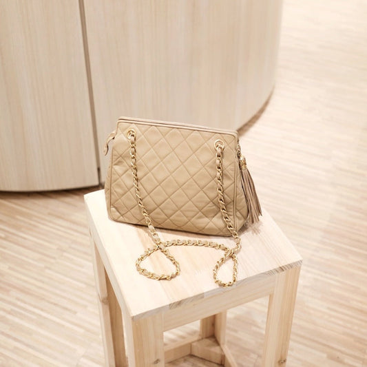 Chanel vintage chestnut gold chain shoulder bag