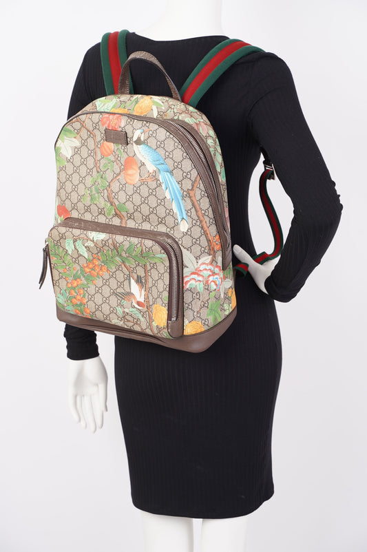 Gucci Womens GG Supreme Backpack Supreme / Floral