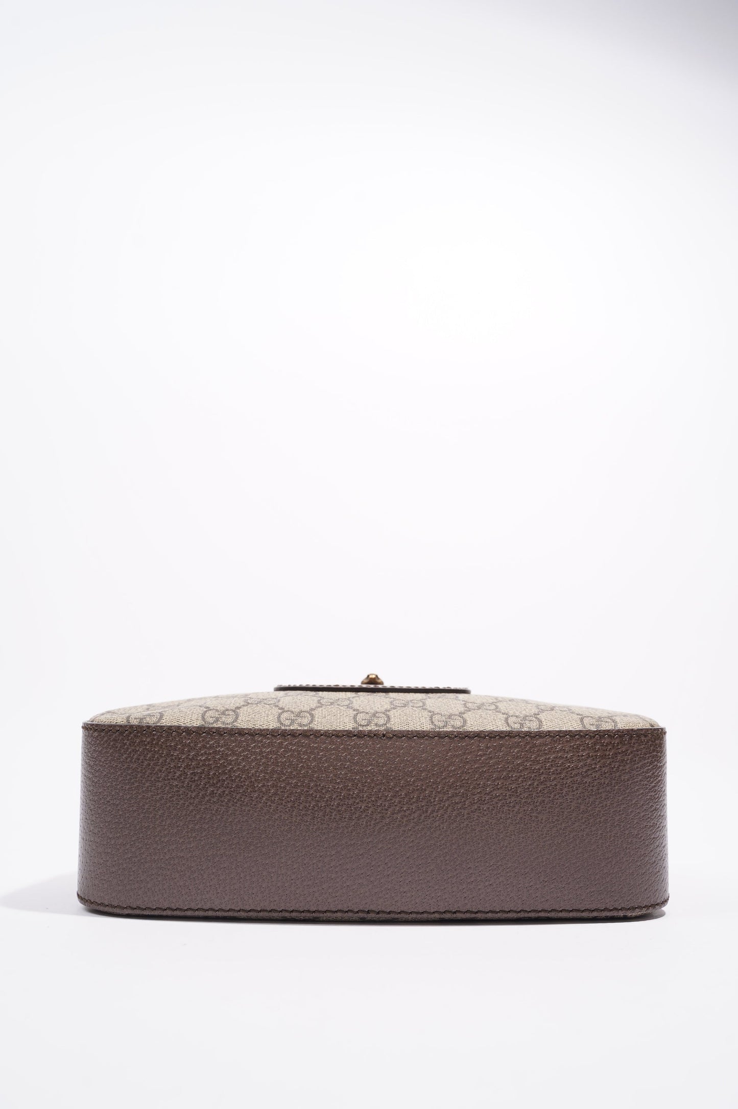 Gucci Womens Neo Vintage GG Supreme Messenger Bag Beige