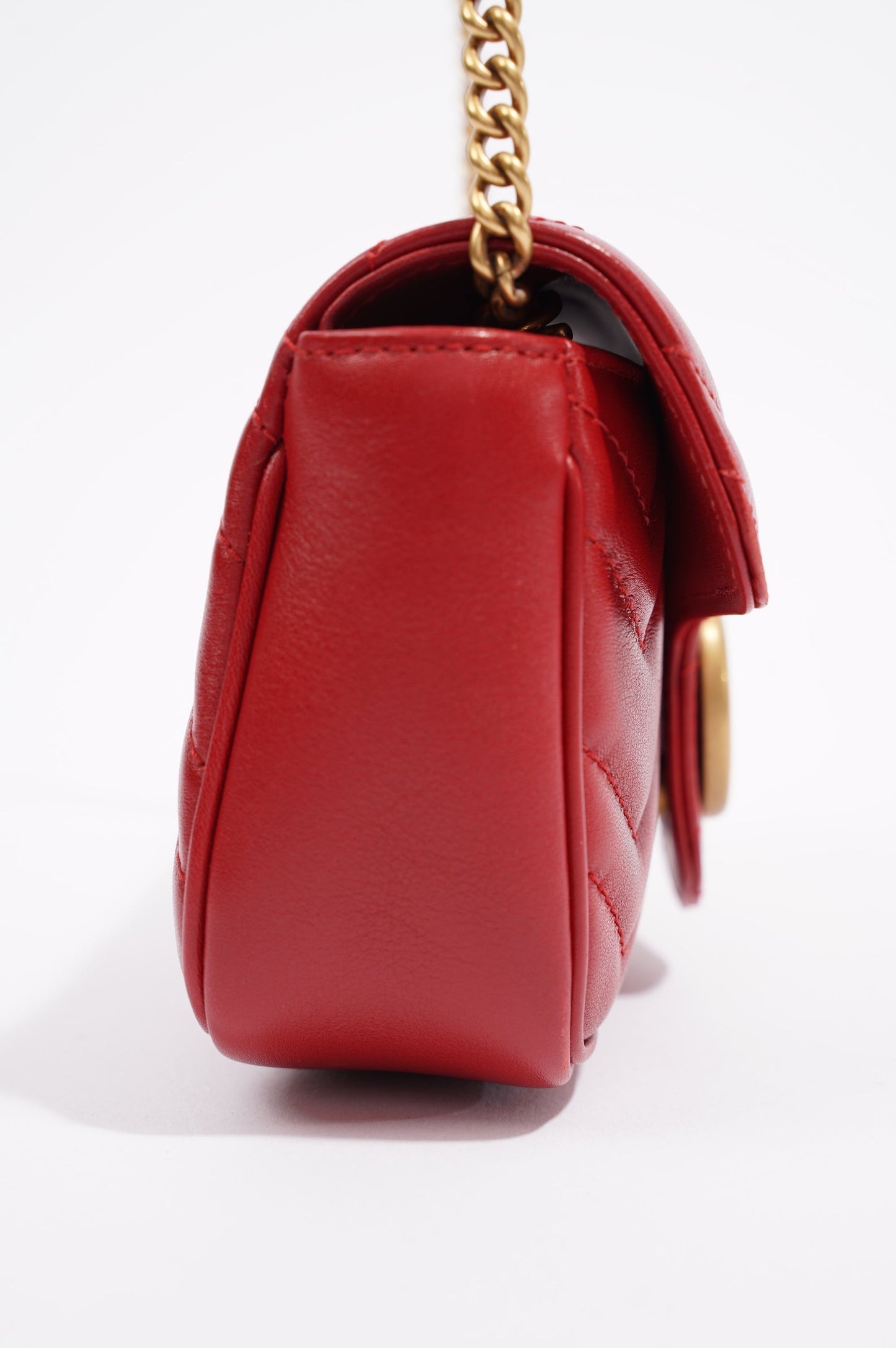 Gucci Womens Marmont Flap Red / Gold Super Mini