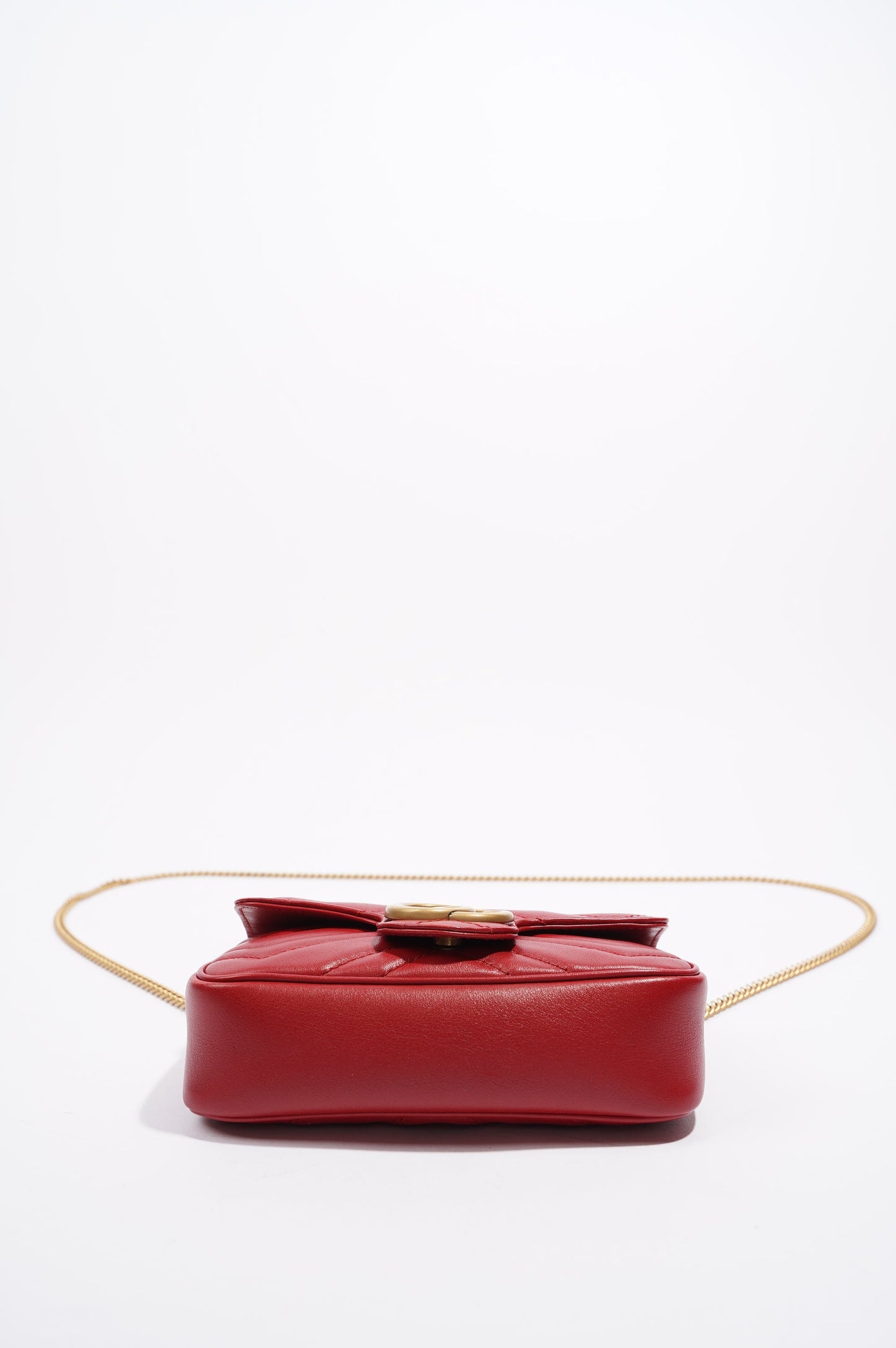 Gucci Womens Marmont Flap Red / Gold Super Mini