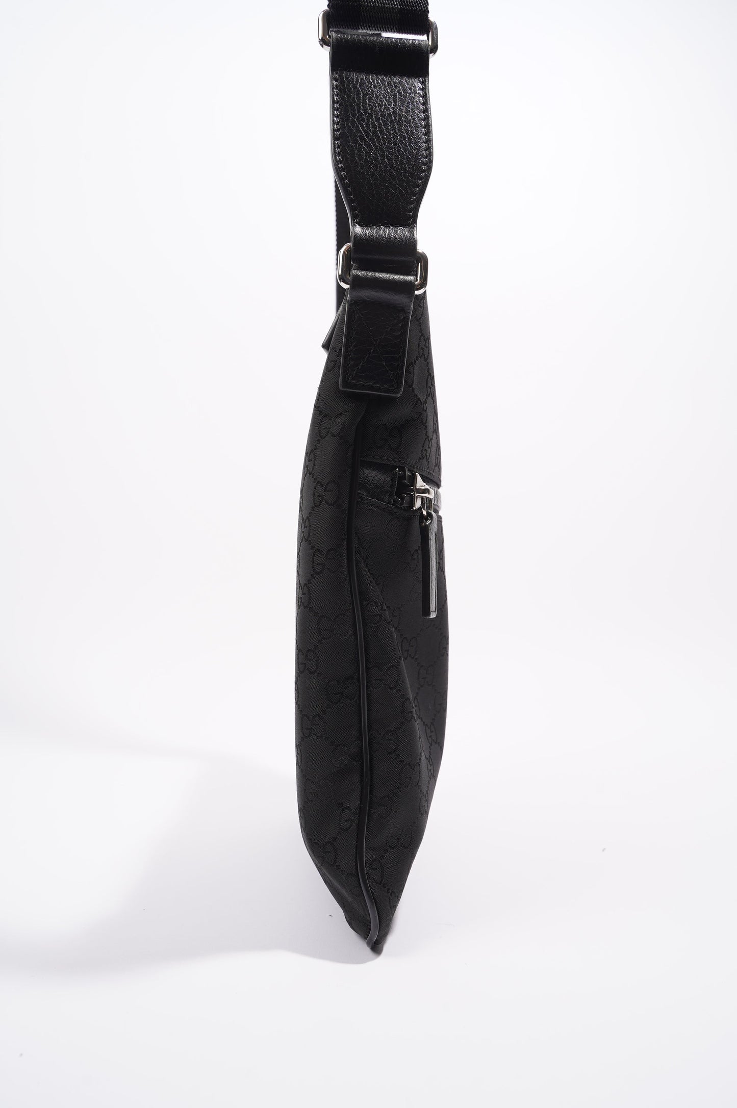 Gucci Mens GG Messenger Crossbody Black Nylon