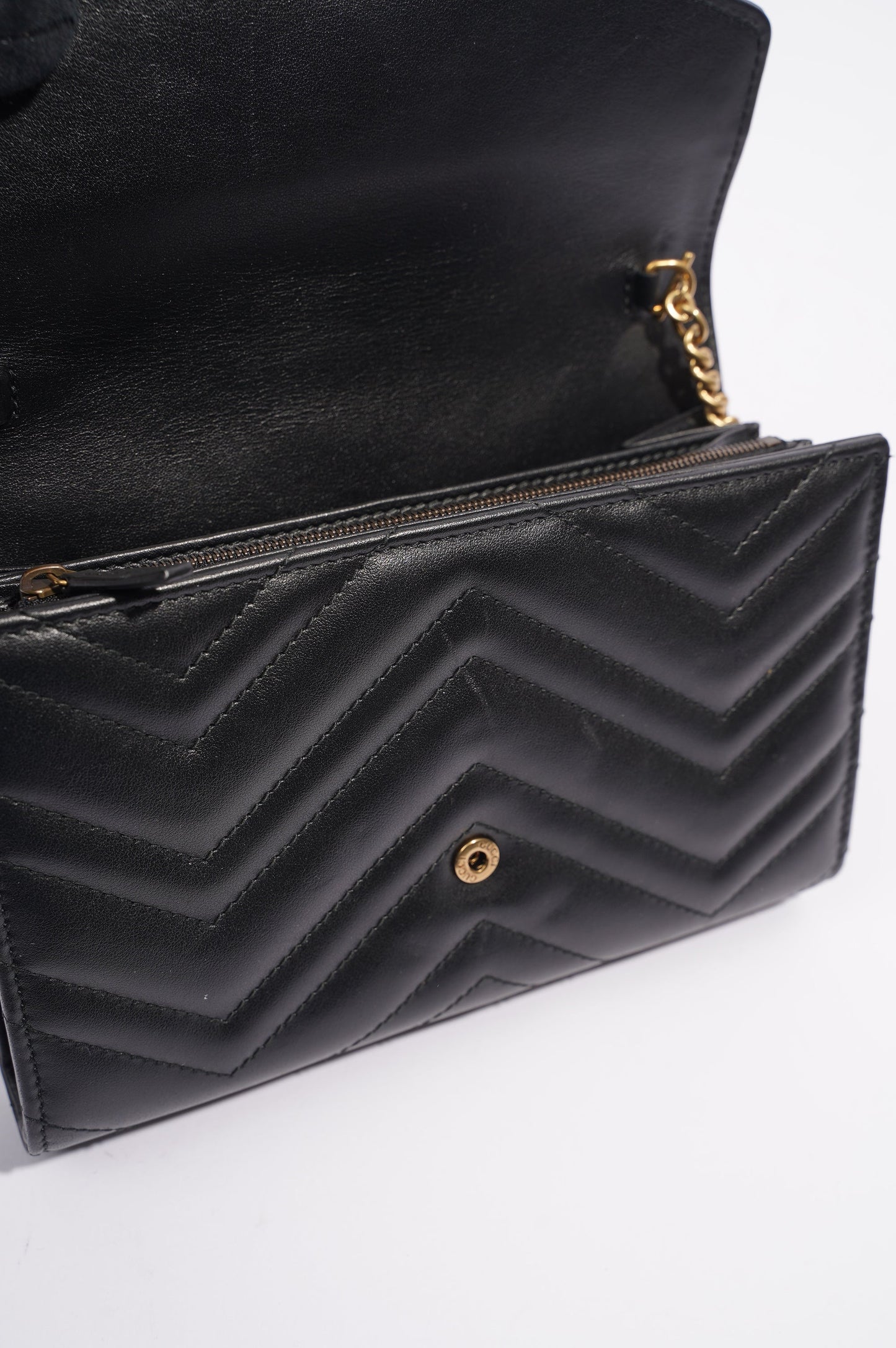 Gucci Womens Marmont Flap Black / Gold Matelasse Mini