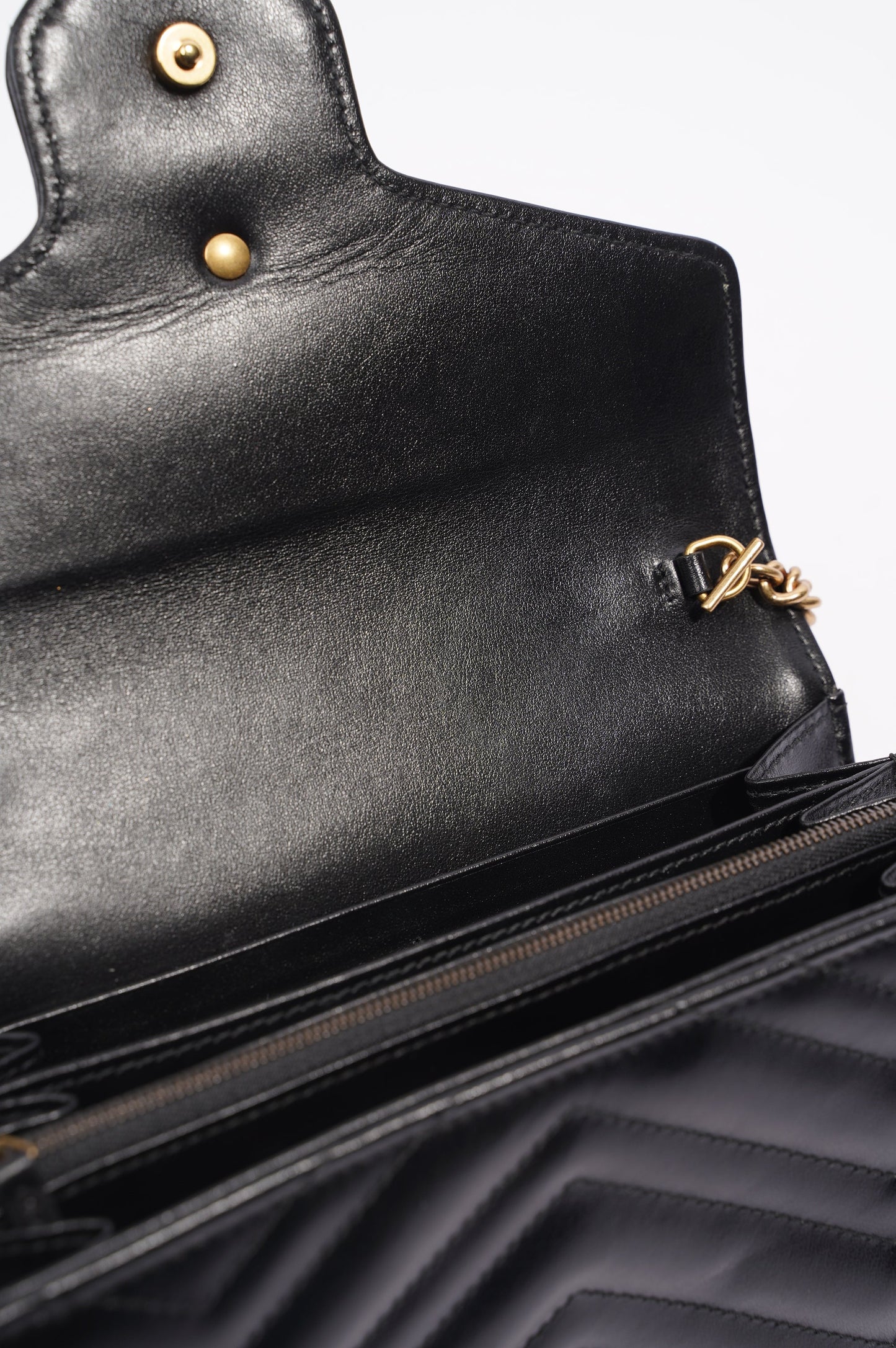 Gucci Womens GG Marmont Bag Black Matelasse Mini