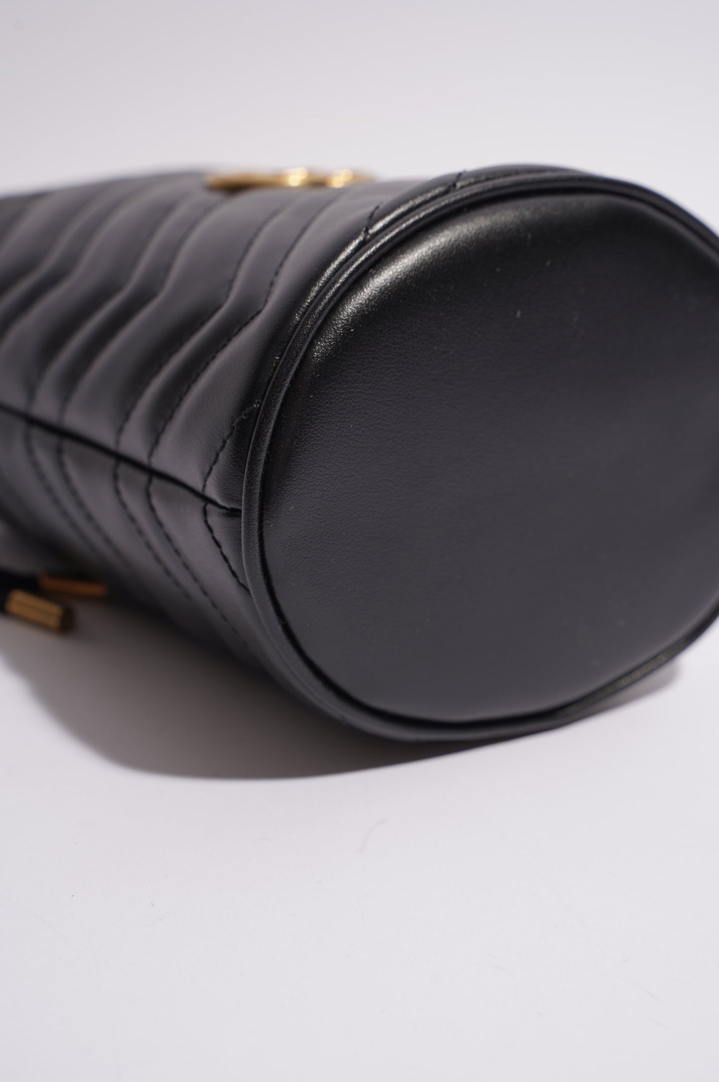 Gucci Womens GG Marmont 2.0 Bucket Bag Black Leather