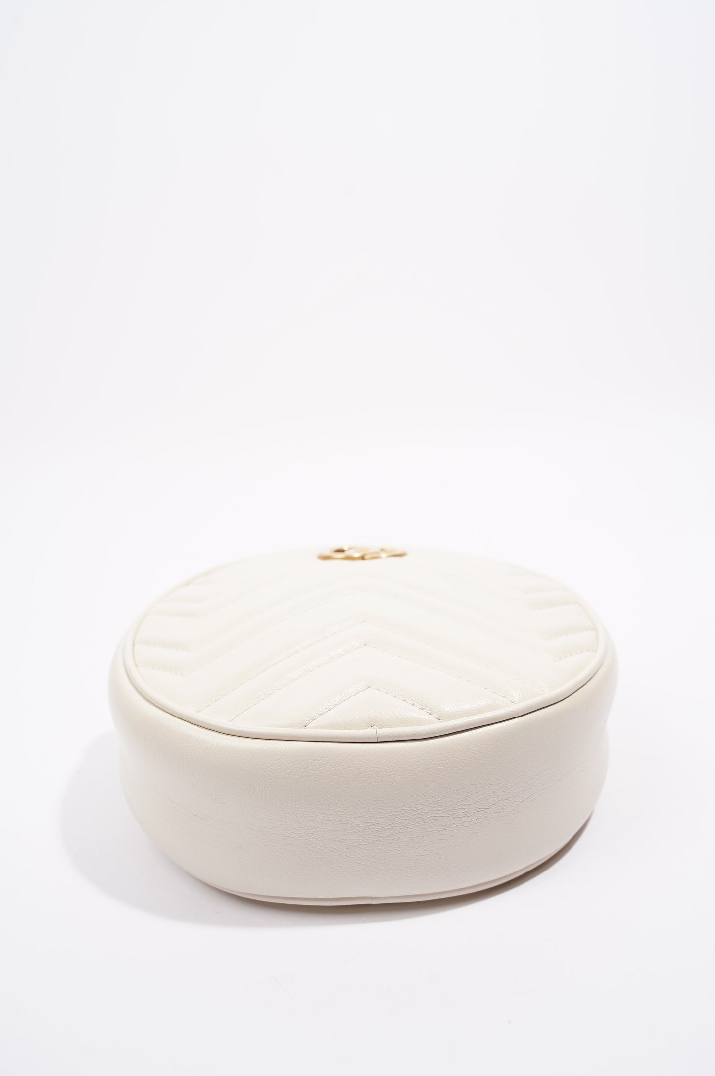 Gucci Womens Marmont Round Bag White / Gold
