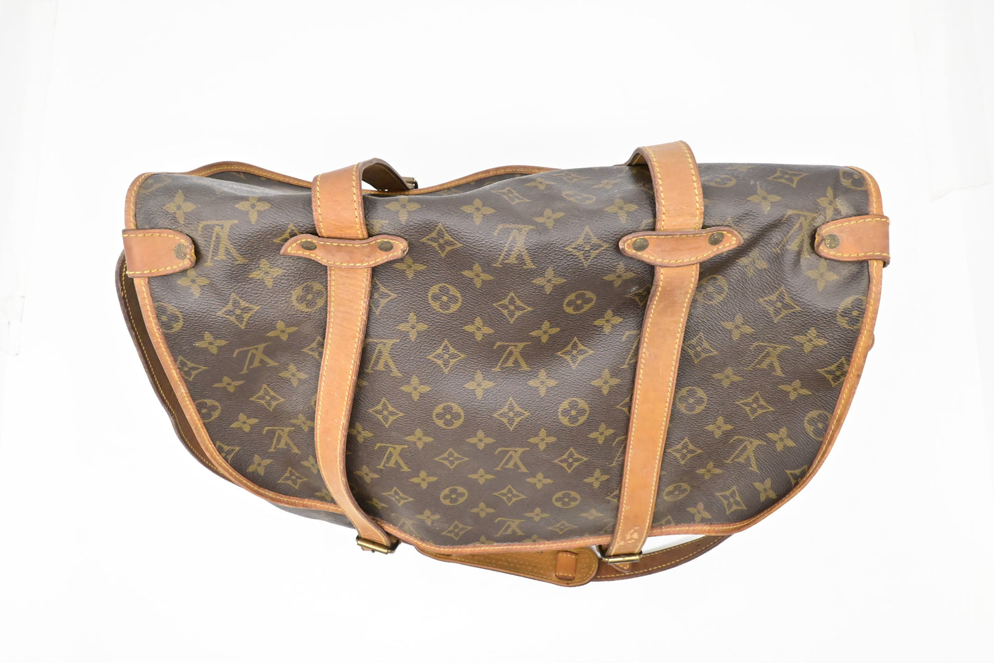 Louis Vuitton Saumur 43 in Monogram Canvas