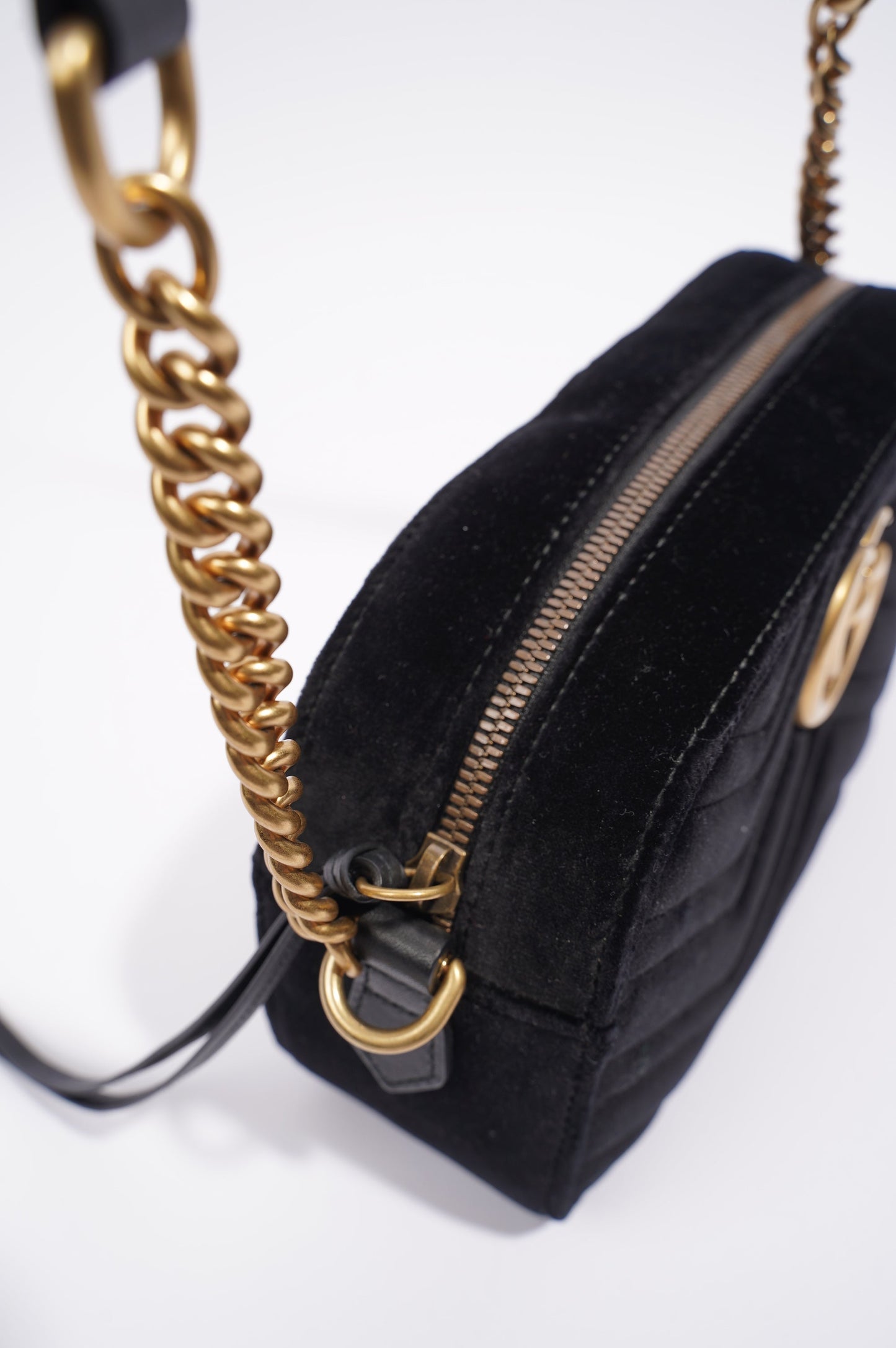 Gucci Womens GG Marmont Zip Bag Black Velvet Small