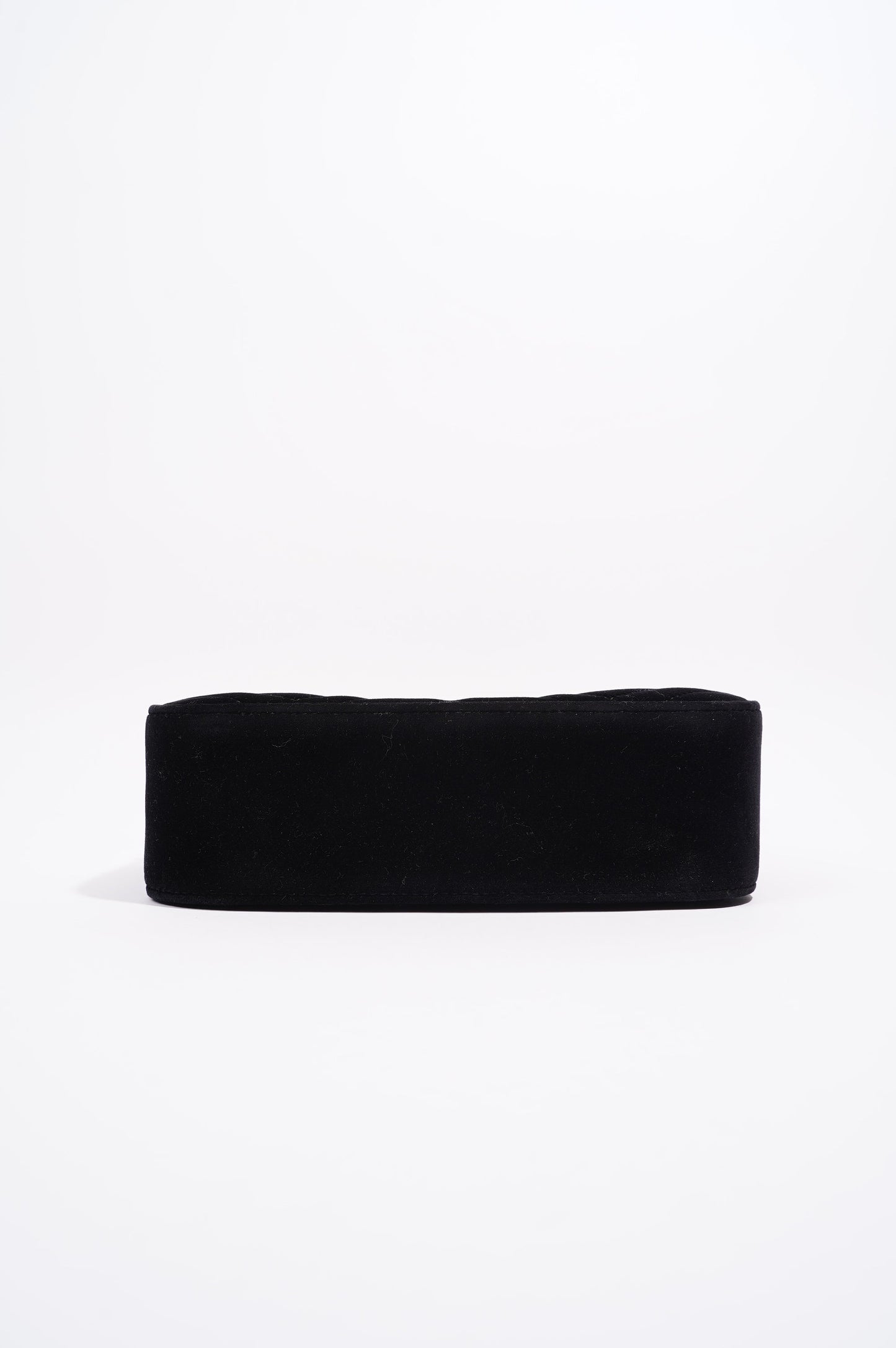 Gucci Womens GG Marmont Zip Bag Black Velvet Small