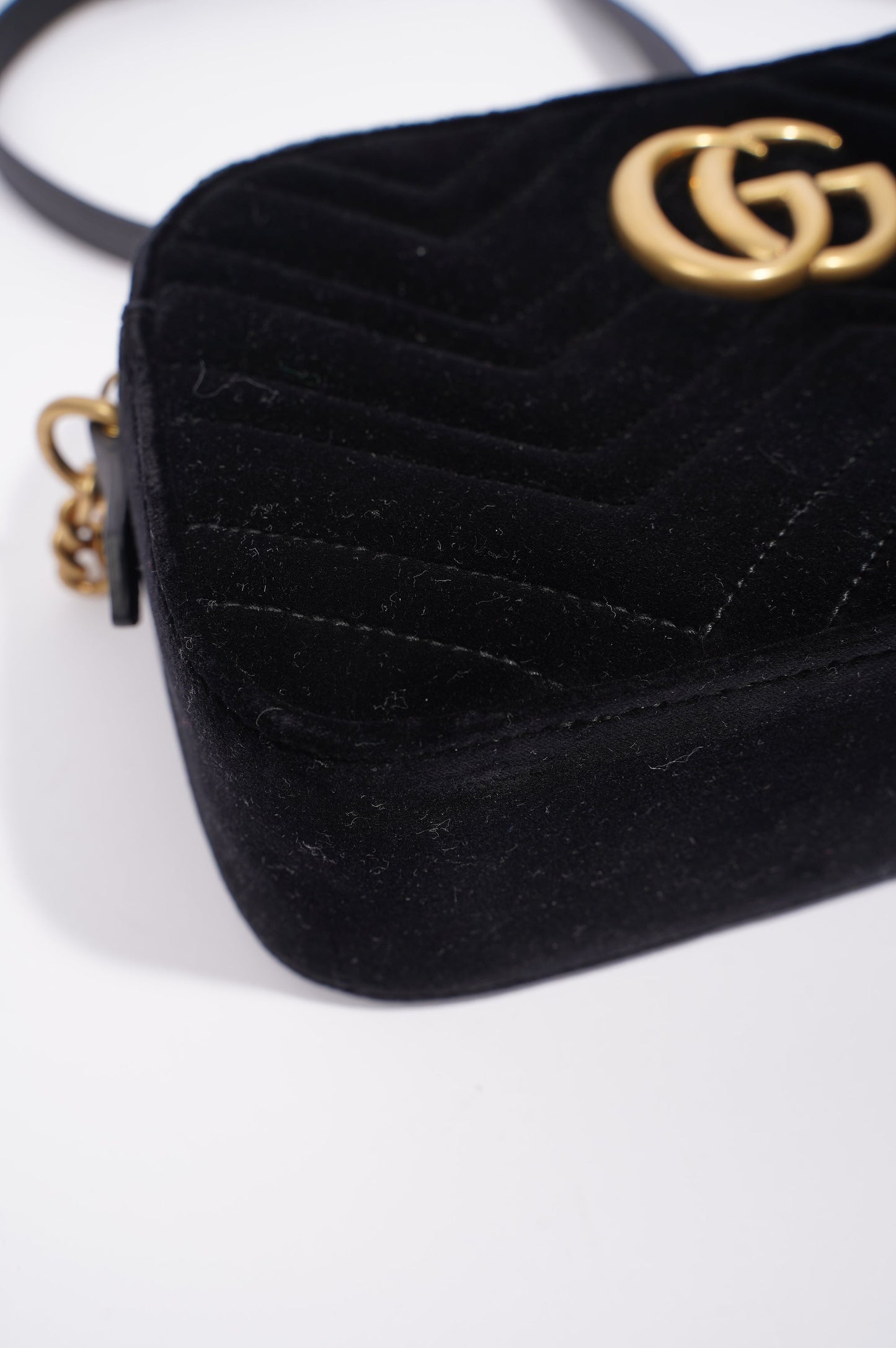 Gucci Womens GG Marmont Zip Bag Black Velvet Small