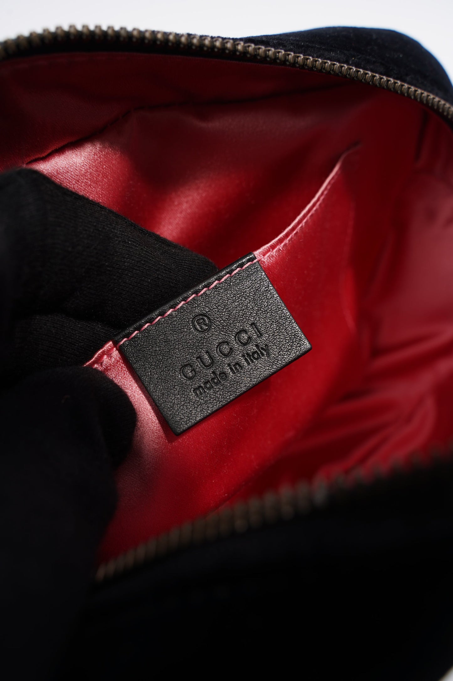 Gucci Womens GG Marmont Zip Bag Black Velvet Small