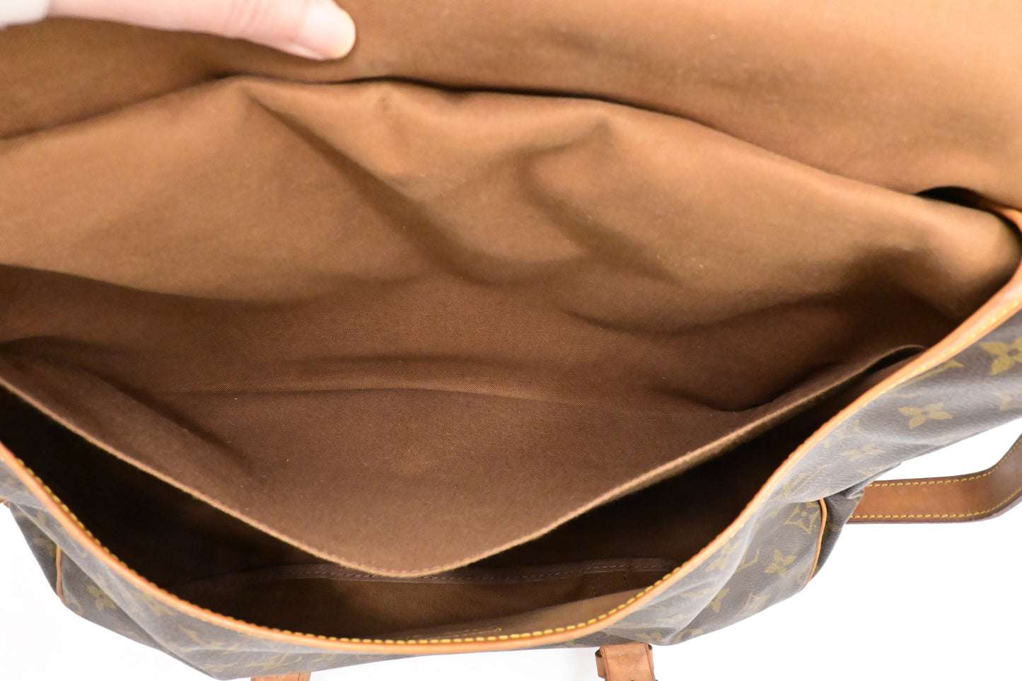 Louis Vuitton Saumur 43 in Monogram Canvas