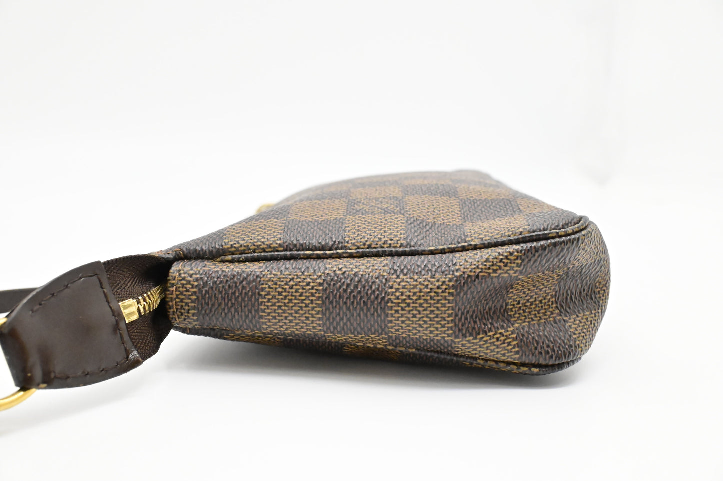 Louis Vuitton Pochette Accessoires in Damier Ebene Canvas