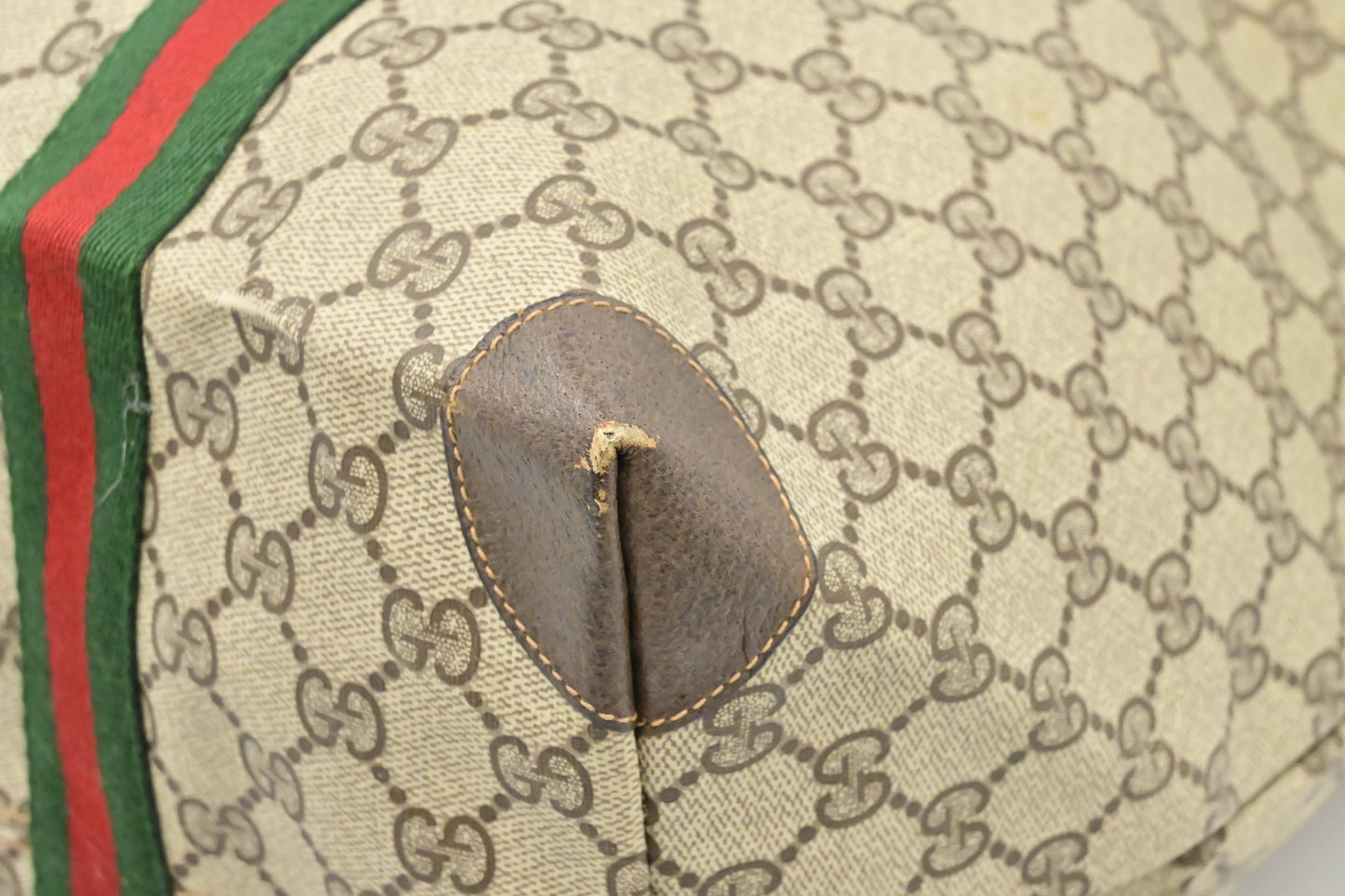 Gucci Shoulder Tote in GG Supreme Canvas