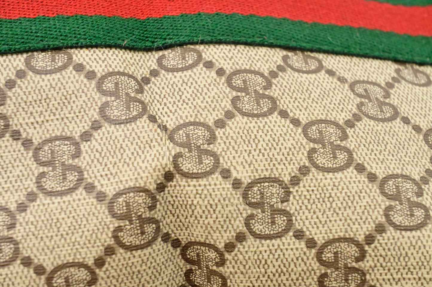 Gucci Shoulder Tote in GG Supreme Canvas