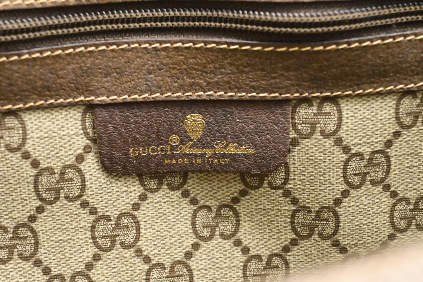 Gucci Shoulder Tote in GG Supreme Canvas