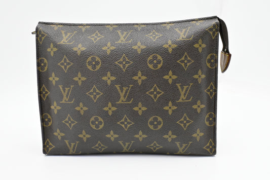 Louis Vuitton Toiletry 26 in Monogram Canvas