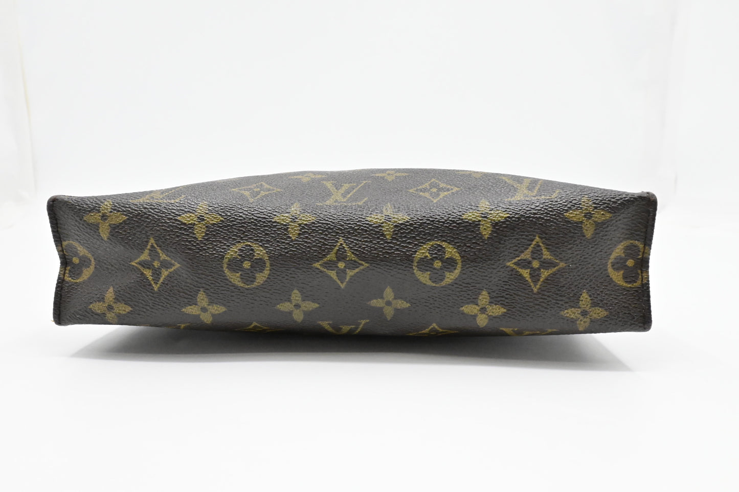 Louis Vuitton Toiletry 26 in Monogram Canvas