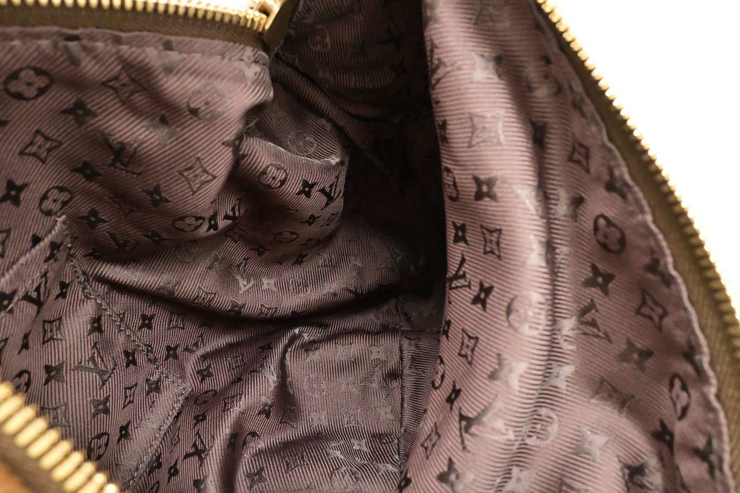 Louis Vuitton Onata GM in Brown Mahina Leather