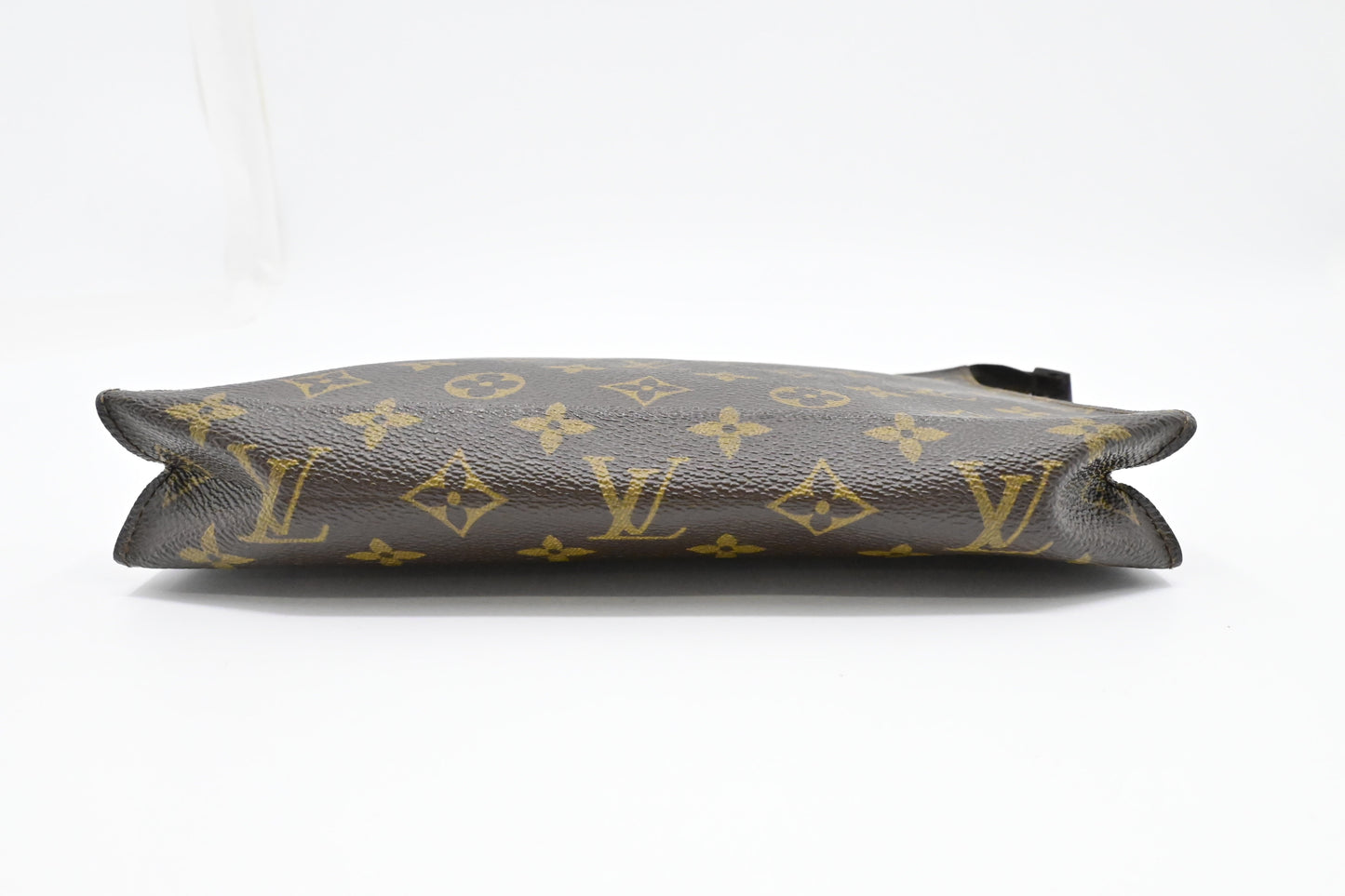 Louis Vuitton Toiletry 26 in Monogram Canvas