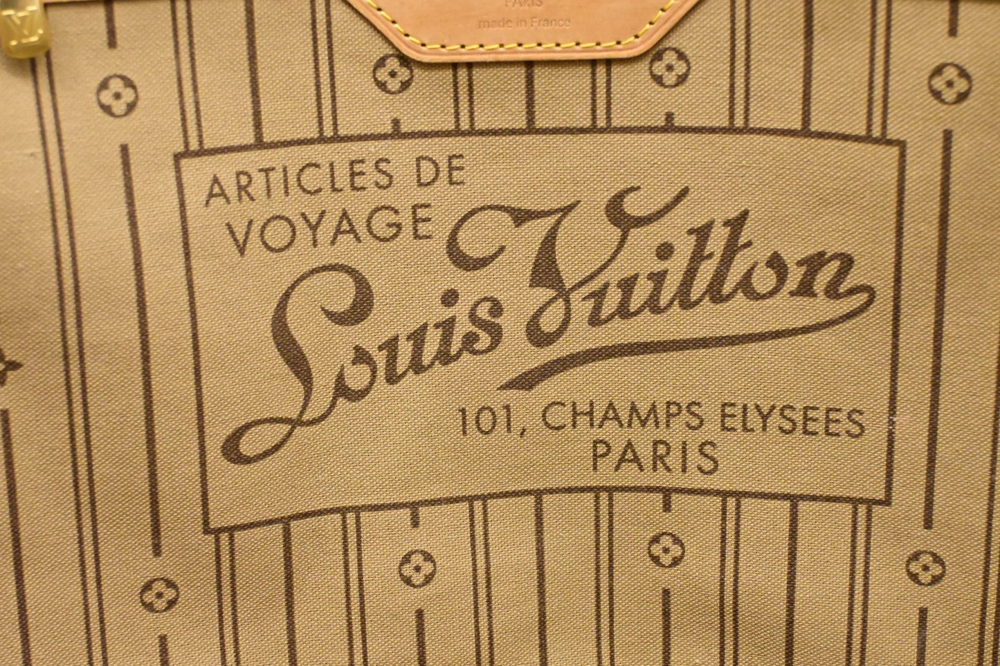 Louis Vuitton Neverfull GM in Monogram Canvas