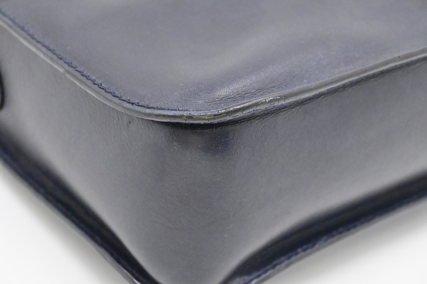 Gucci Crossbody Bag in Dark Navy Blue Leather