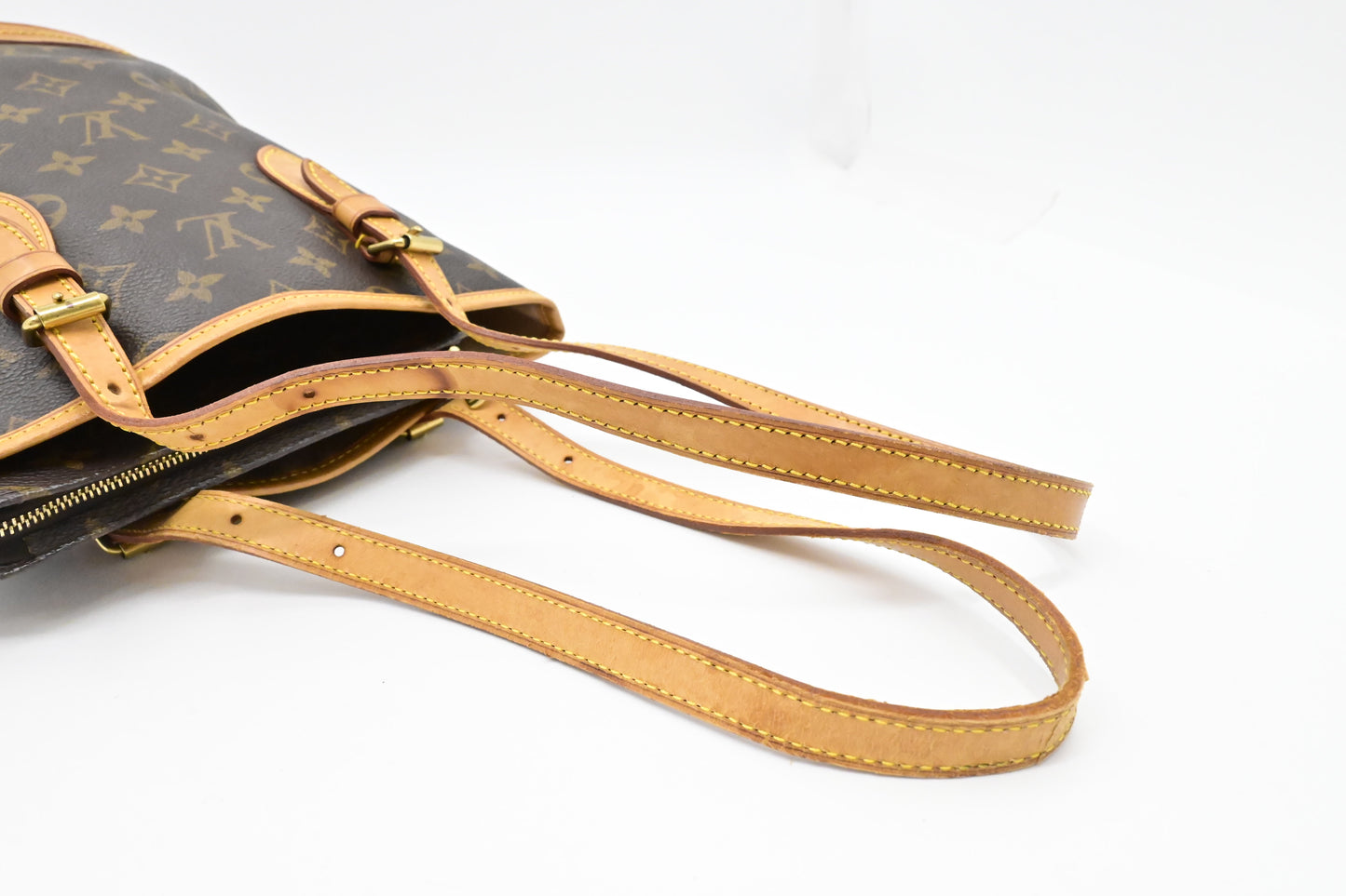 Louis Vuitton Bucket PM in Monogram Canvas