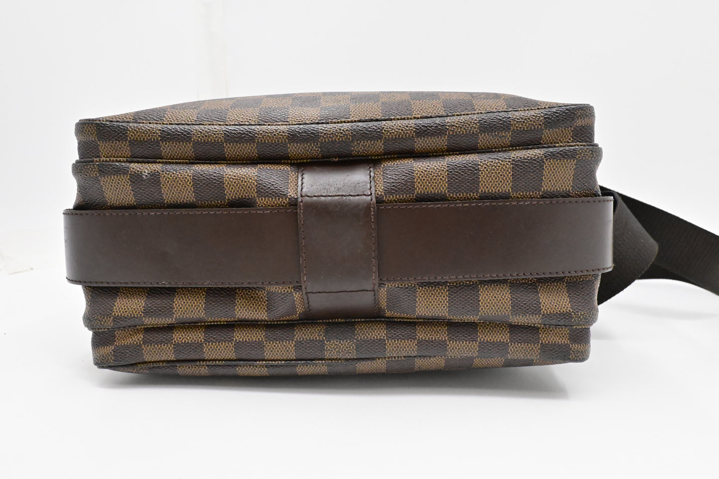 Louis Vuitton Naviglio in Damier Ebene Canvas