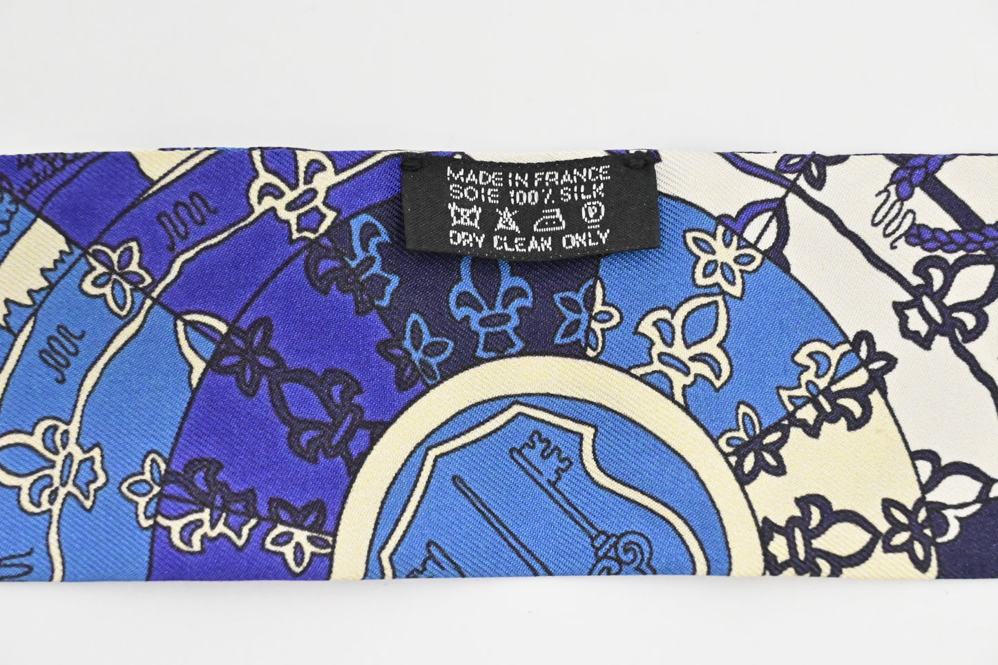 Hermes 'Tours des Cles' Twilly in Blue and Grey Silk