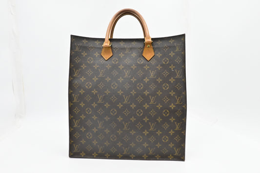 Louis Vuitton Sac Plat in Monogram Canvas