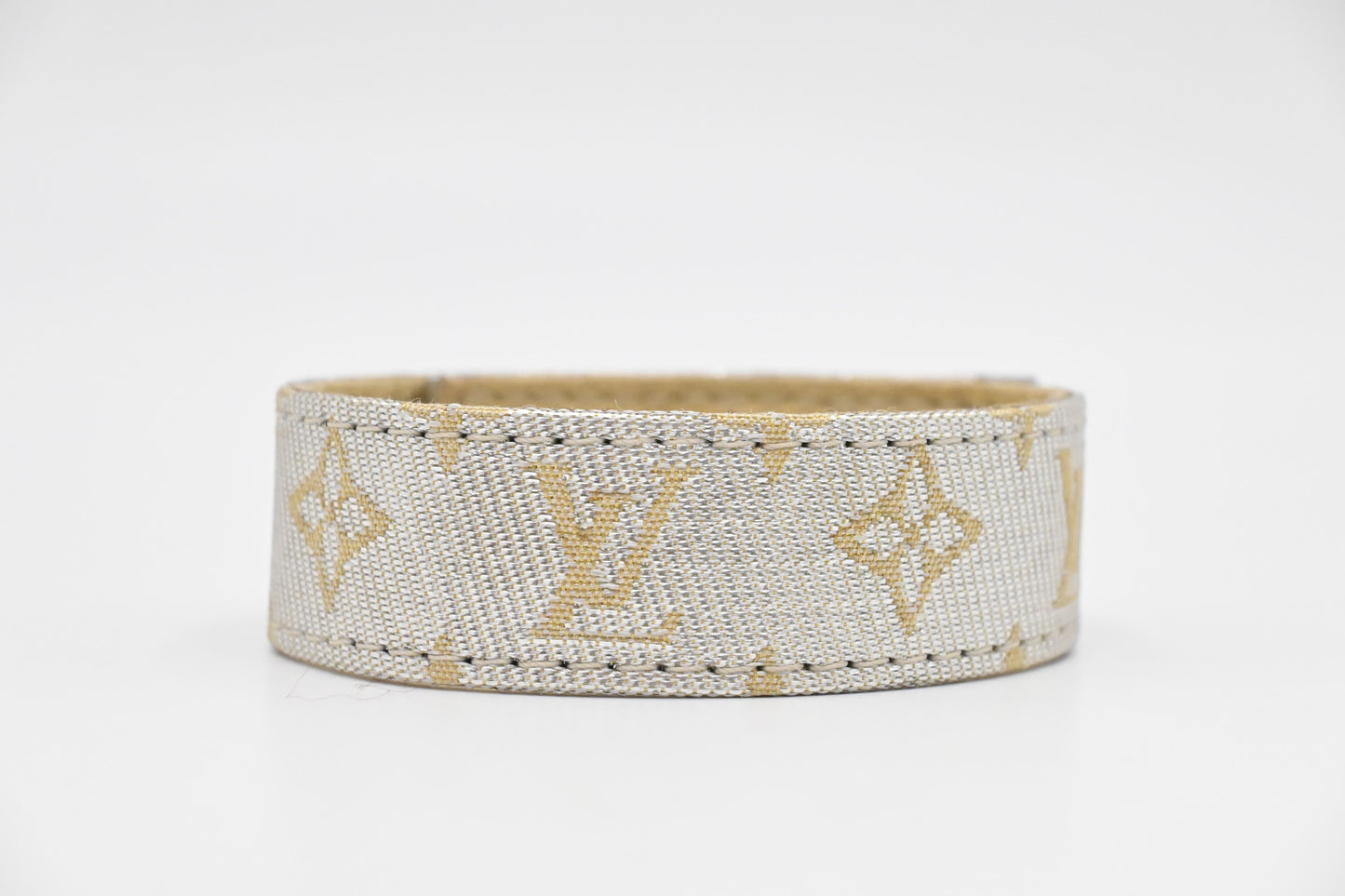 Louis Vuitton Kobe 2002 Bracelet in Silver and Beige Cloth