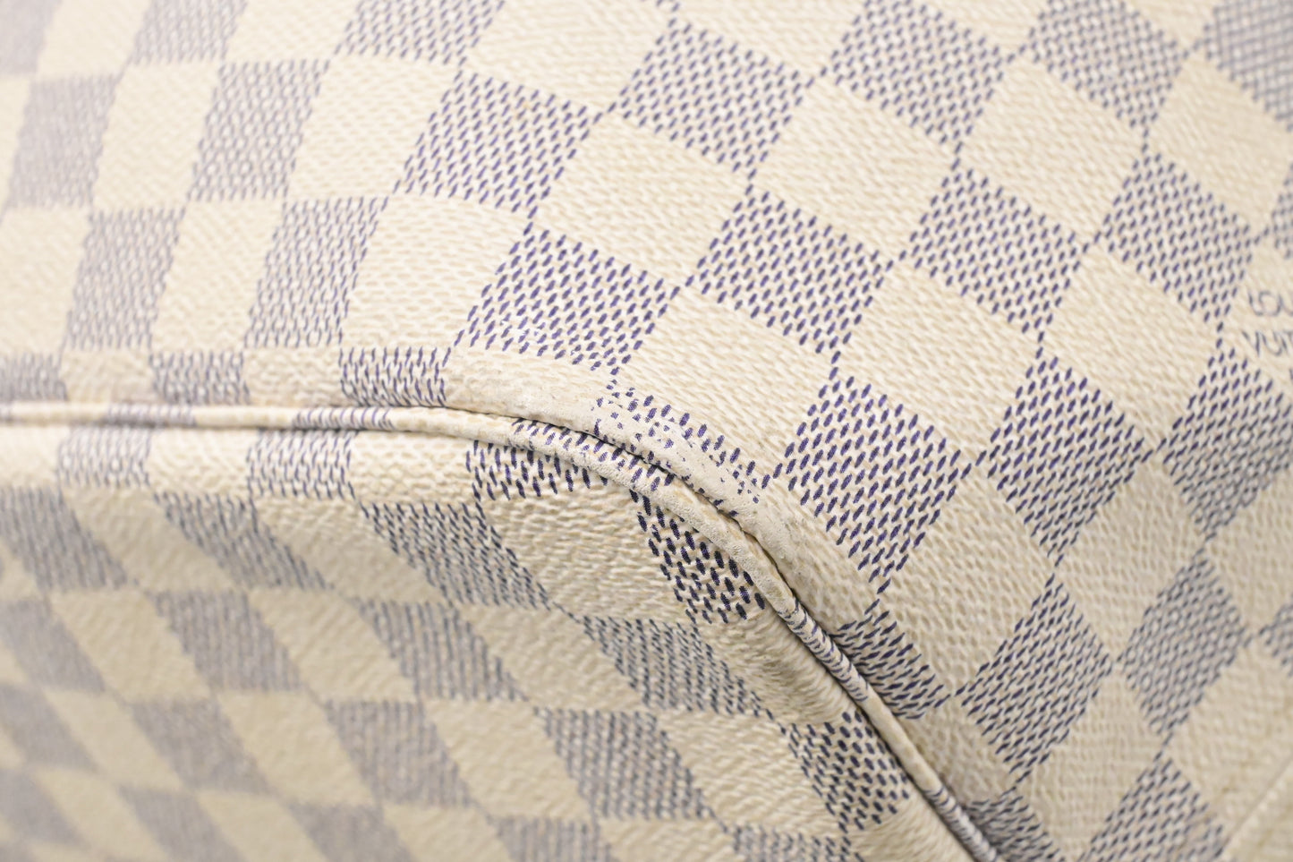 Louis Vuitton Neverfull GM in Damier Azur Canvas
