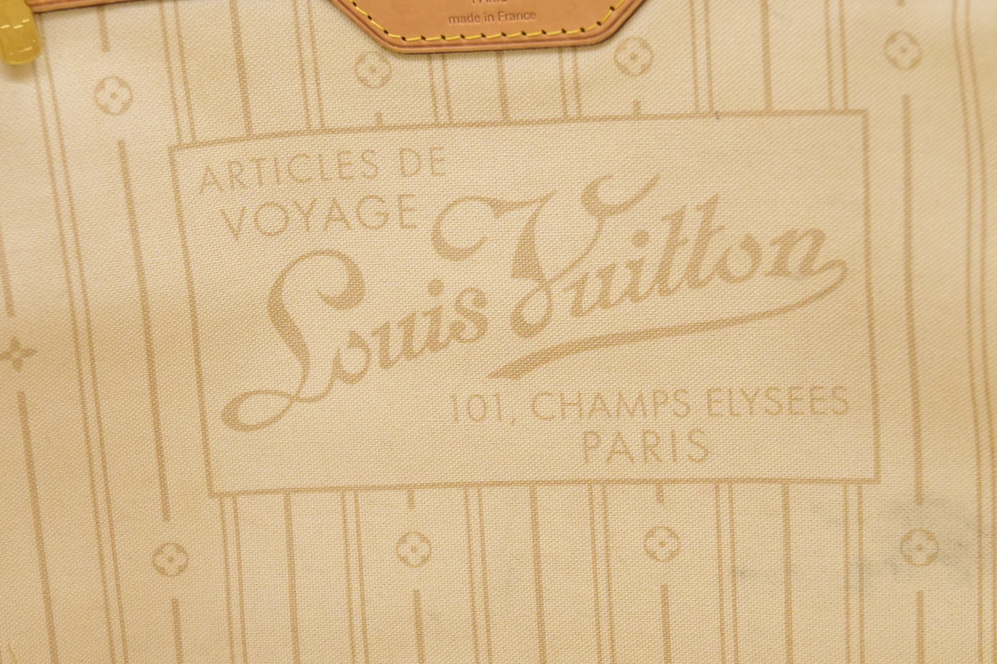 Louis Vuitton Neverfull GM in Damier Azur Canvas