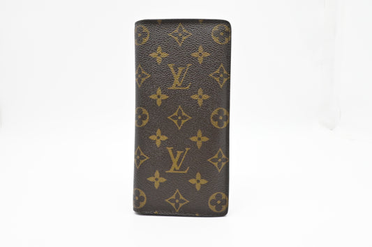 Louis Vuitton Brazza Wallet in Monogram Canvas